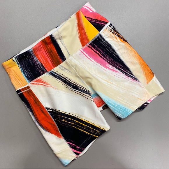 Calia Biker Short Energize Collection High Rise Artisan Hand Multi NWT Med / Lrg - Picture 2 of 5